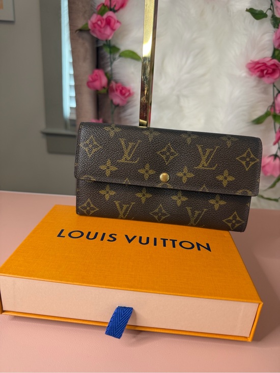 Louis Vuitton Handbags - Louis Vuitton Vintage Monogram Sarah Wallet Envelope Long Brown w/COA and Box